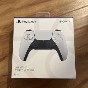 PS5 DualSense Controller
